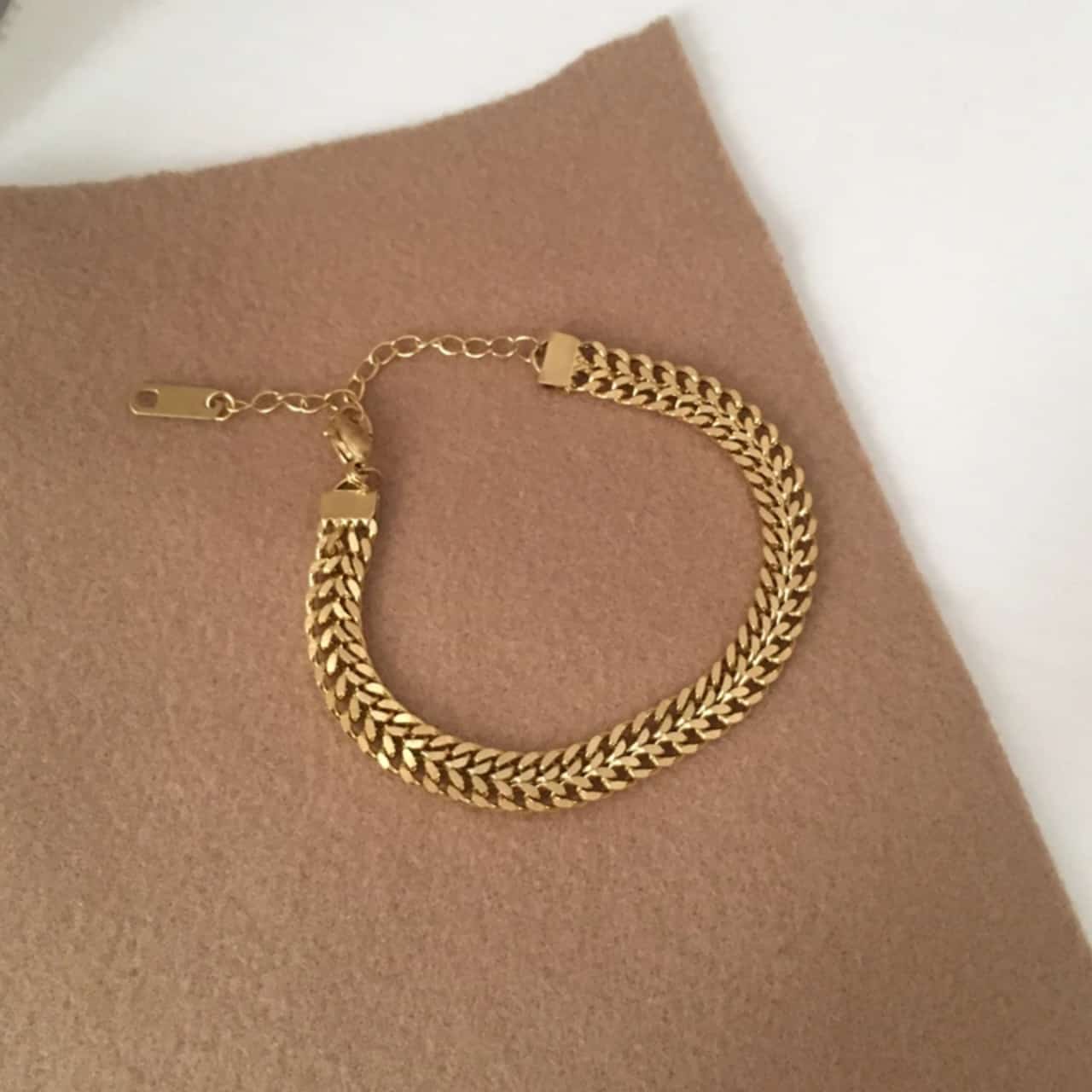 Thick Twist Chain Bracelet