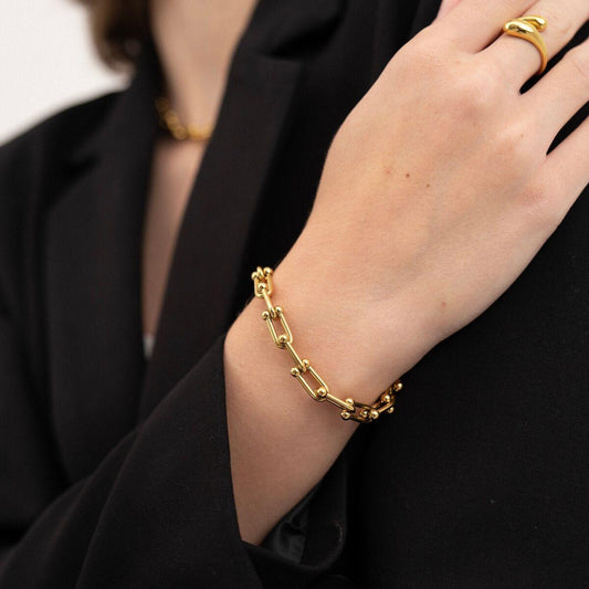 U-Shaped Horseshoe Buckle Bracelet