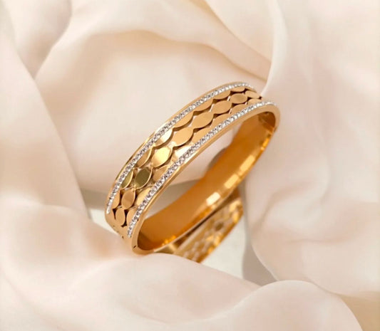 Greatera Cuff Bracelet